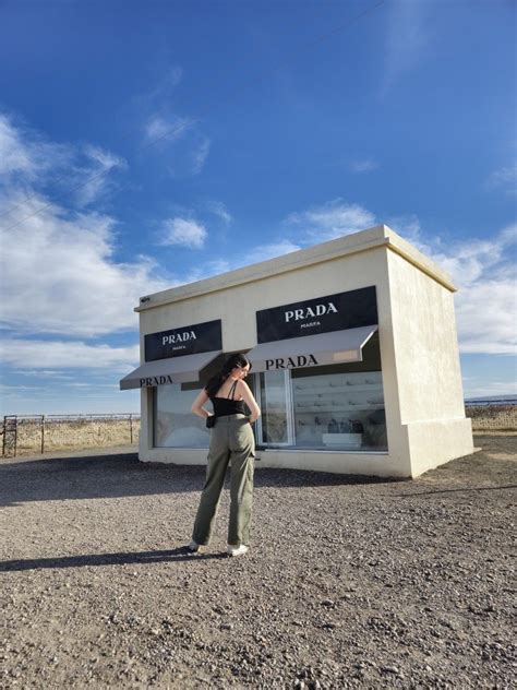 why is prada marfa in nowhere